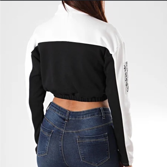 Adidas 1/4 Zip Crop Sweater - Picture 2 of 10